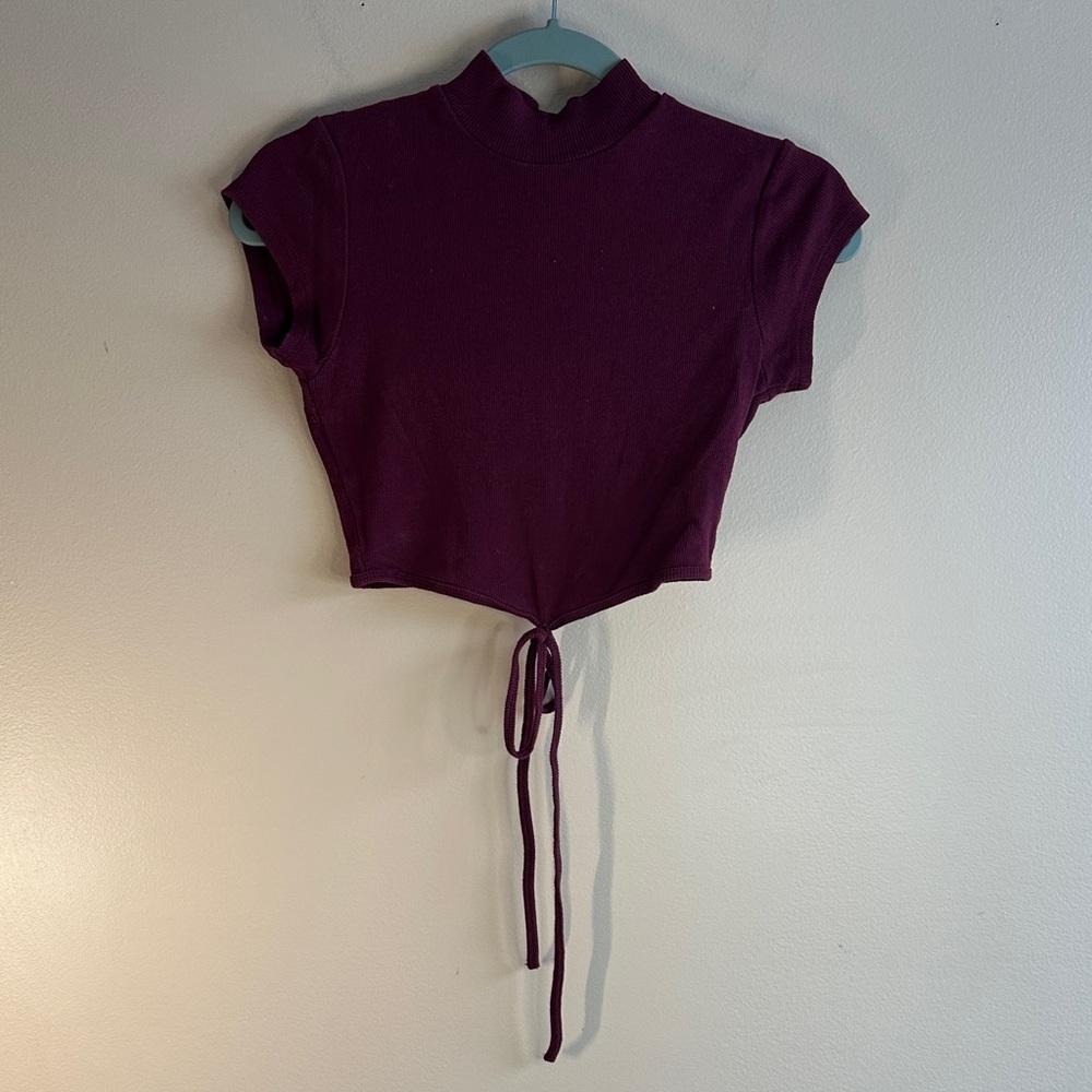 Chic Tie-Front Crop Top in Deep Purple